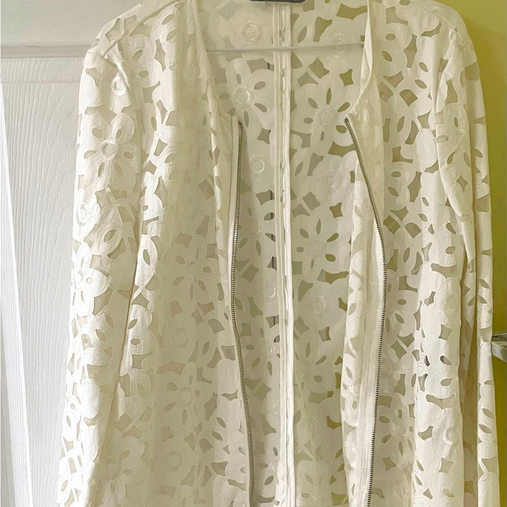 Womens white cutout flower zippered jacket